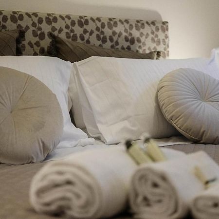 Verona Suites And Rooms Экстерьер фото