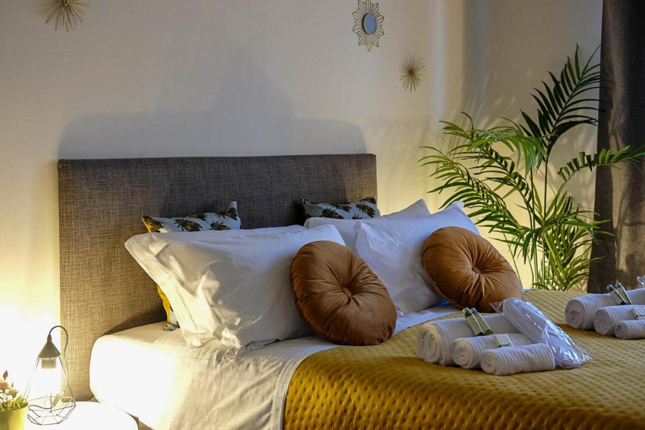 Verona Suites And Rooms Экстерьер фото