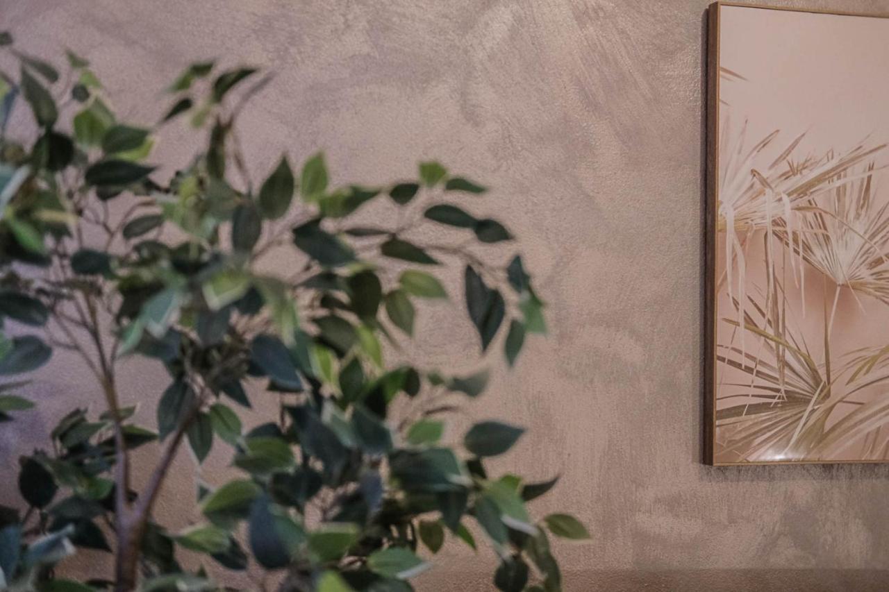 Verona Suites And Rooms Экстерьер фото