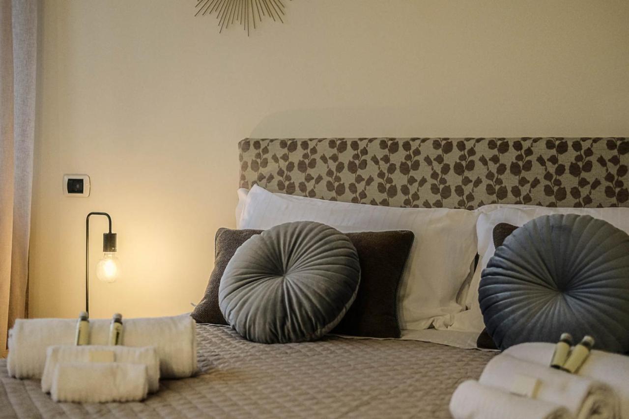 Verona Suites And Rooms Экстерьер фото